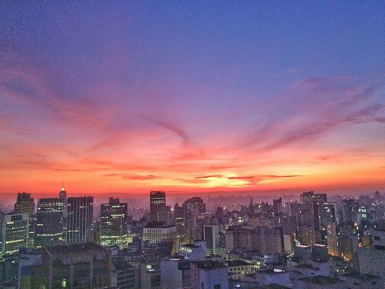 Vista fantástica no 28º do Copan - Com Ar