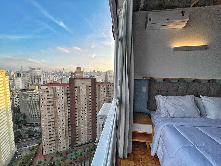 Apê no Copan com AR e lava/seca