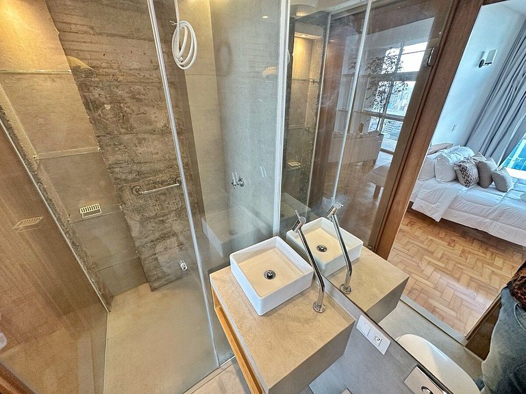 Studio espaçoso com conforto e estilo @Copan c/ Ar