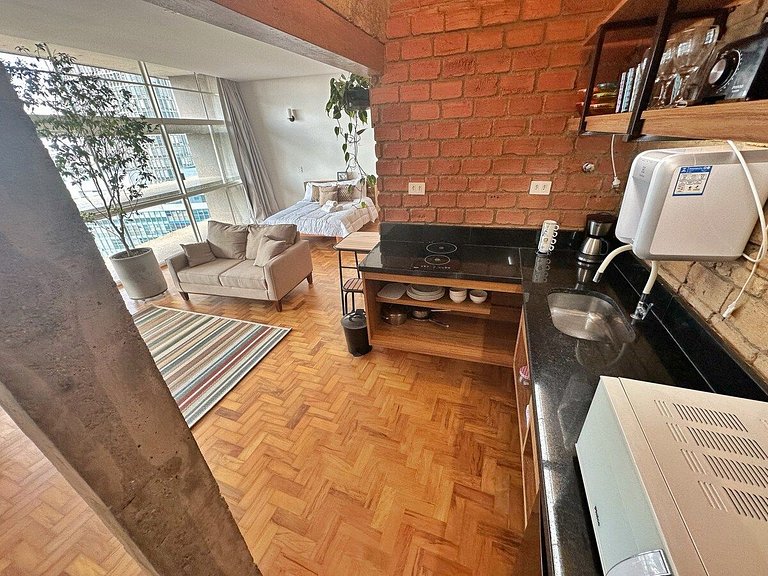 Studio espaçoso com conforto e estilo @Copan c/ Ar