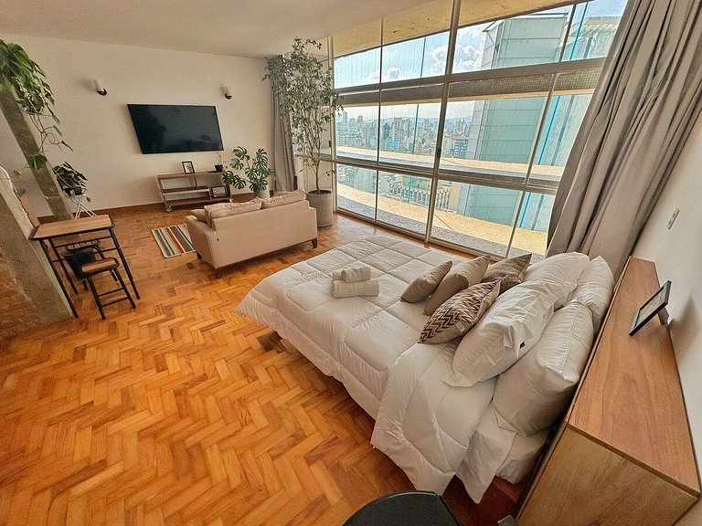 Studio espaçoso com conforto e estilo @Copan c/ Ar