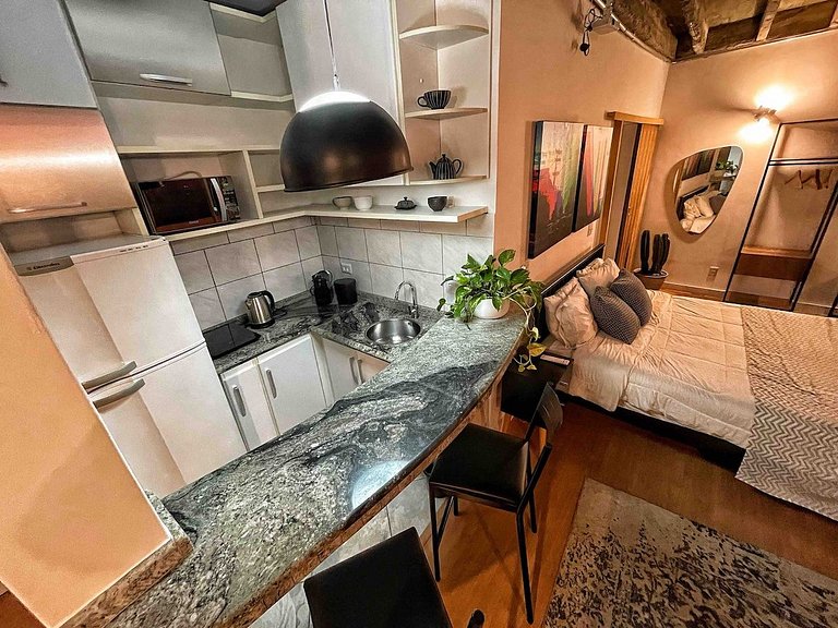 Por do Sol @ Copan - 27º Andar com Ar e Cama Queen