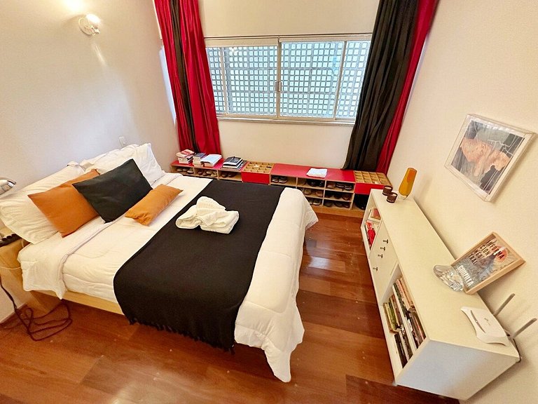 Ap espaçoso no Bloco C do Copan