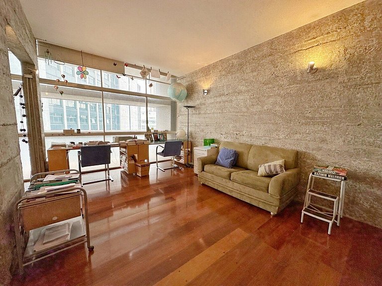 Ap espaçoso no Bloco C do Copan