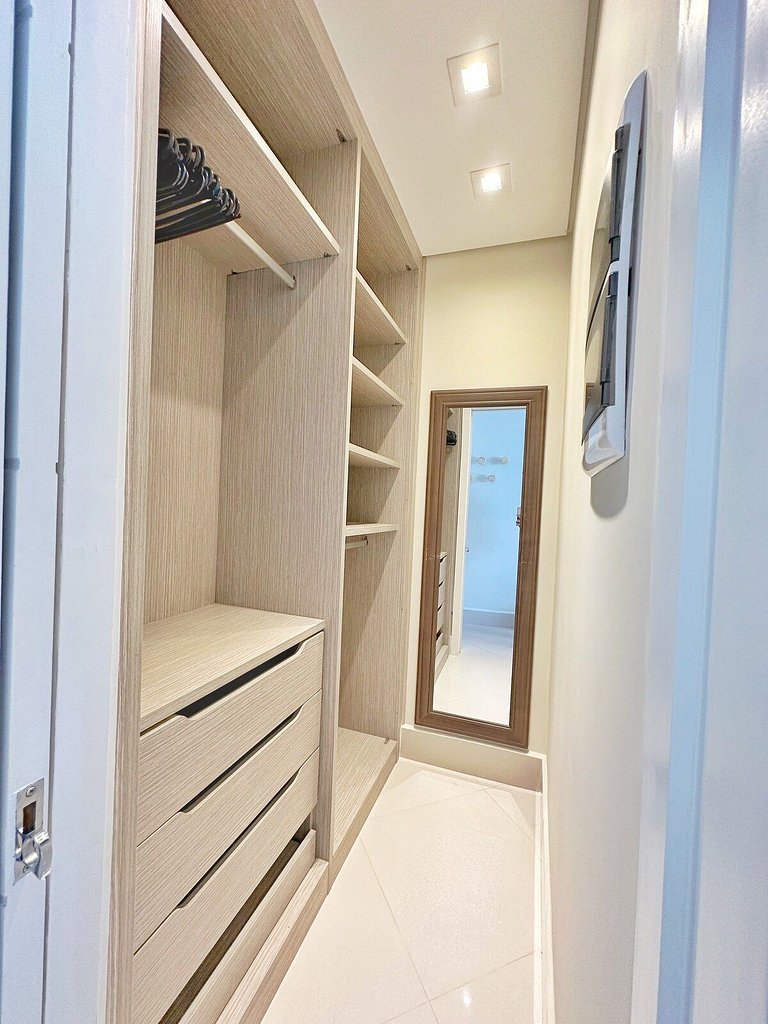 AP 3212 - Último andar do Copan