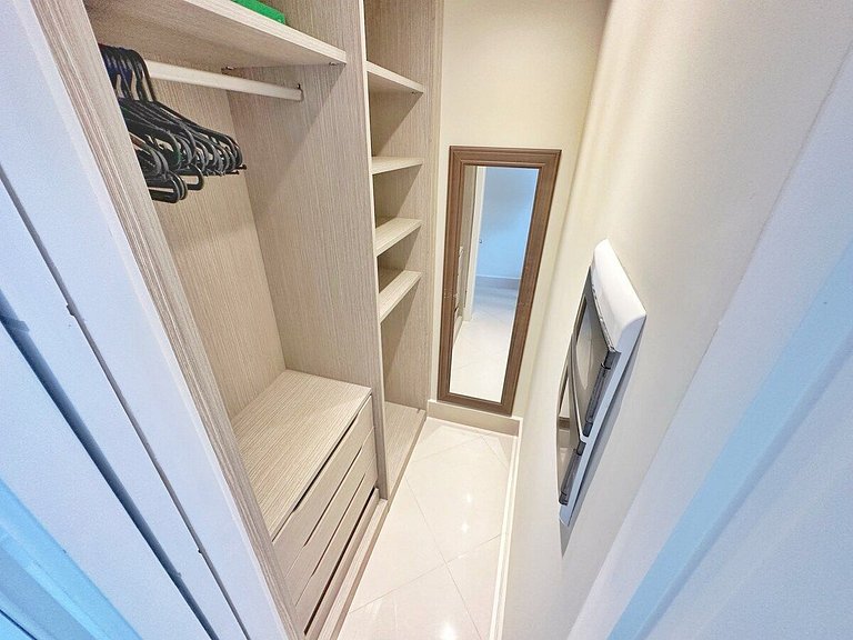 AP 3212 - Último andar do Copan