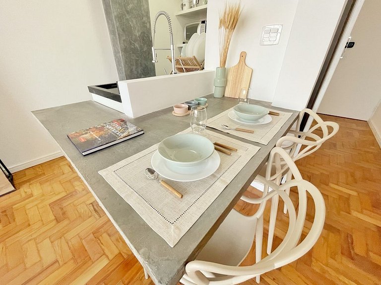 Amanhecer no 27º andar do Copan + Cama Queen