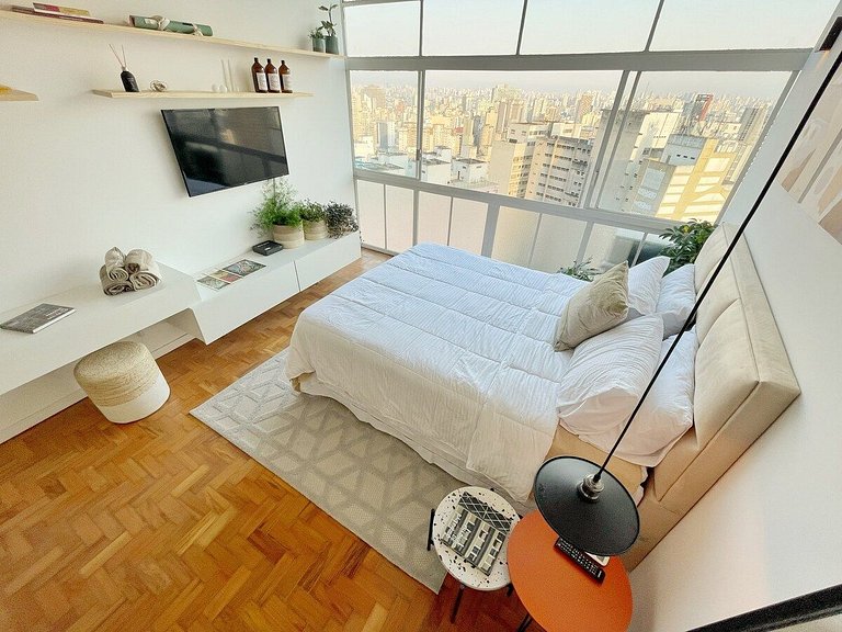 Amanhecer no 27º andar do Copan + Cama Queen