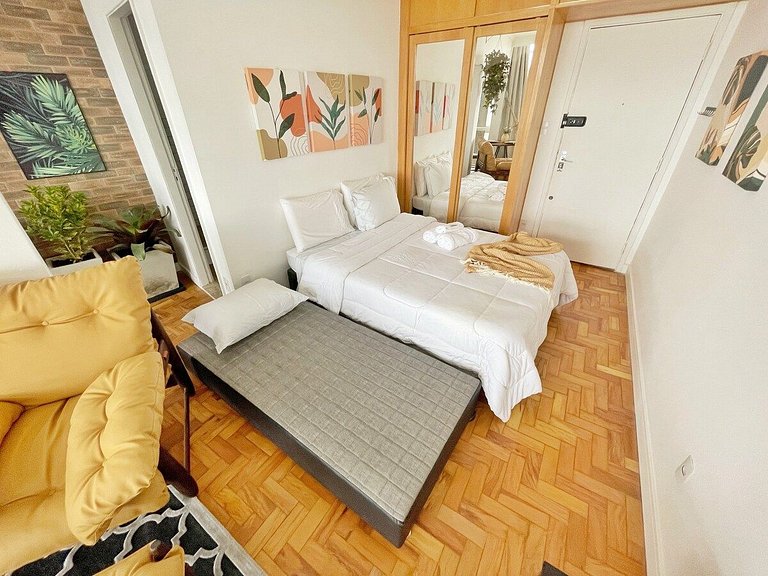 31° Andar: pôr do sol com AC + decor e conforto!