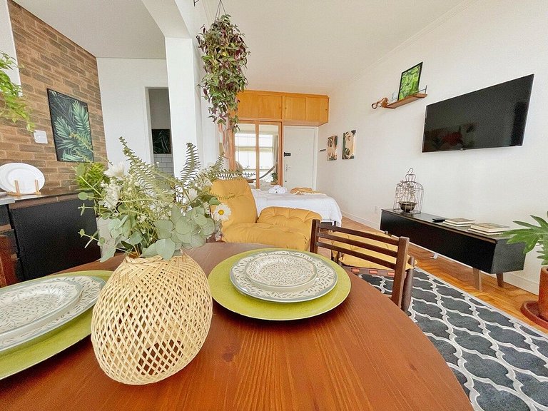 31° Andar: pôr do sol com AC + decor e conforto!