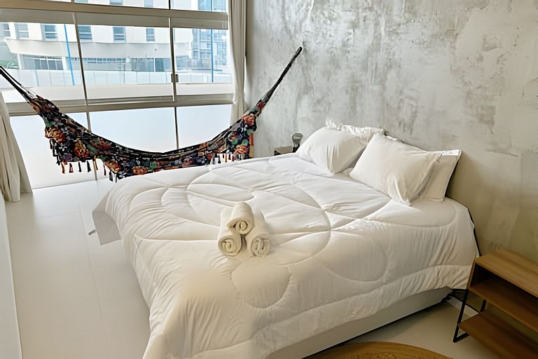 Ap amplo com 3 ambientes @ Copan