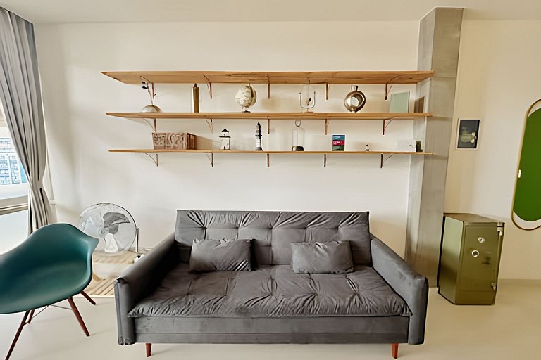 Ap amplo com 3 ambientes @ Copan