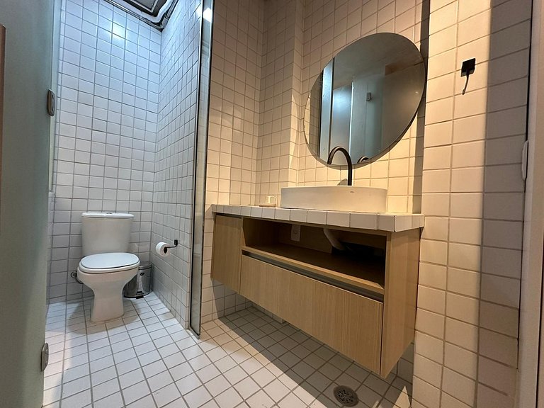 Copan c/ Vista espetacular + Ar Cond. + Cama Queen