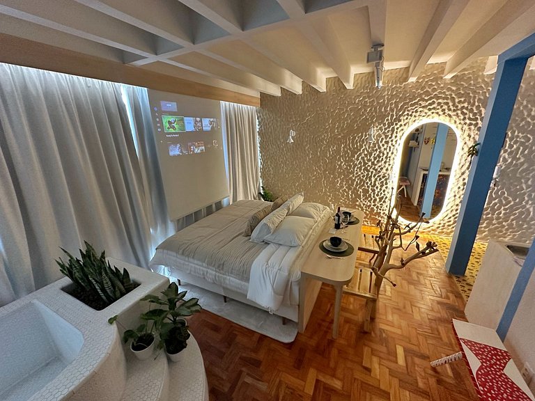 Margens. Por do sol no Copan