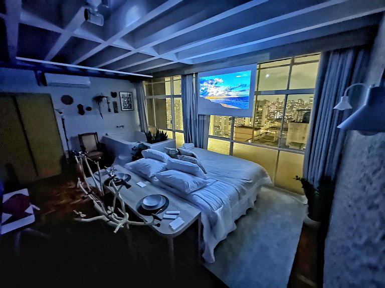 Margens. Por do sol no Copan