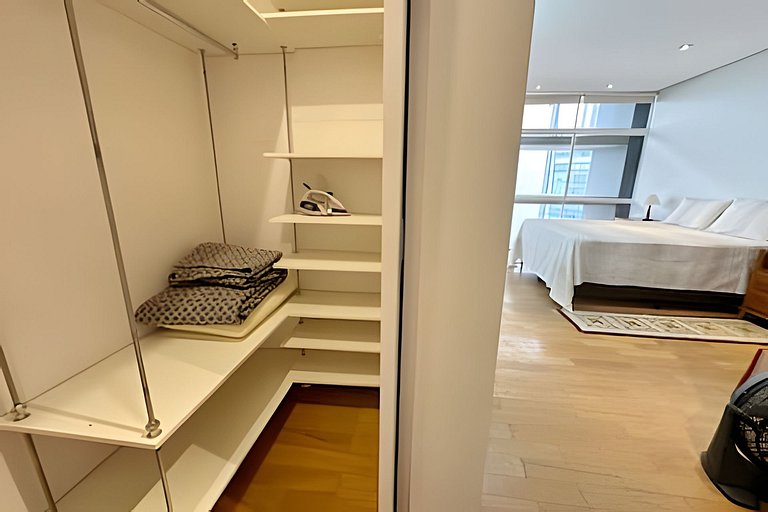 Três dormitórios no Copan