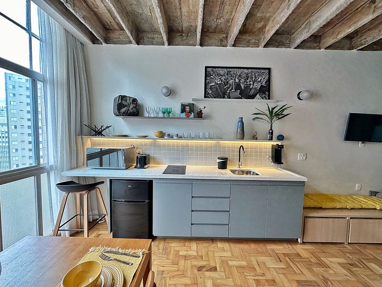 Pequeno por fora. Grande por dentro. No Copan!