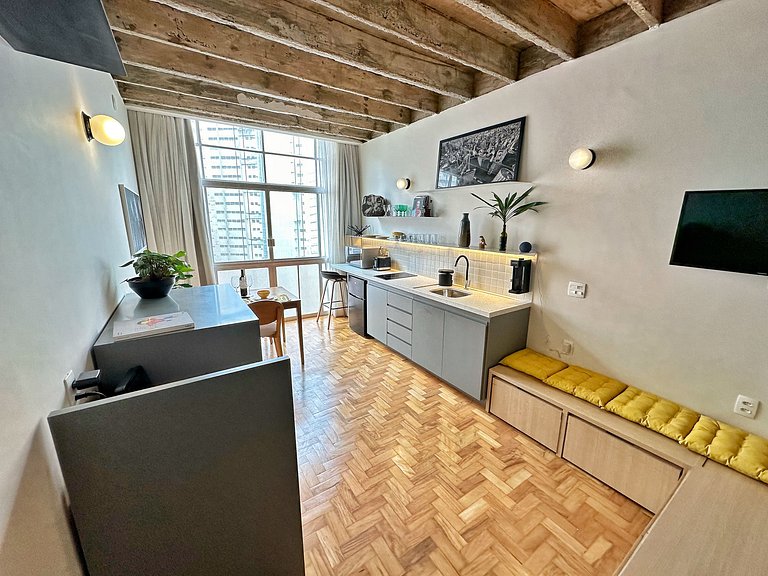 Pequeno por fora. Grande por dentro. No Copan!