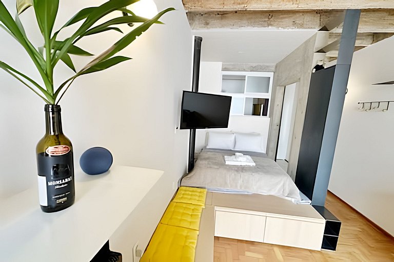 Pequeno por fora. Grande por dentro. No Copan!