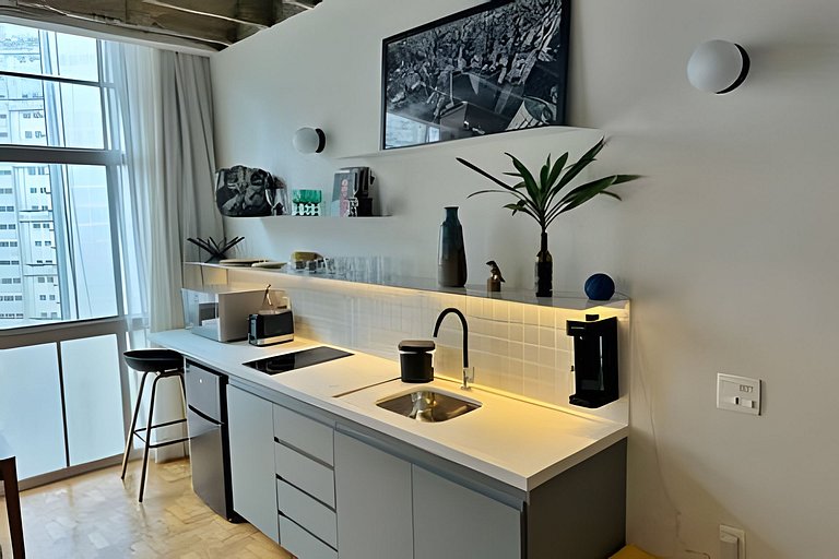 Pequeno por fora. Grande por dentro. No Copan!