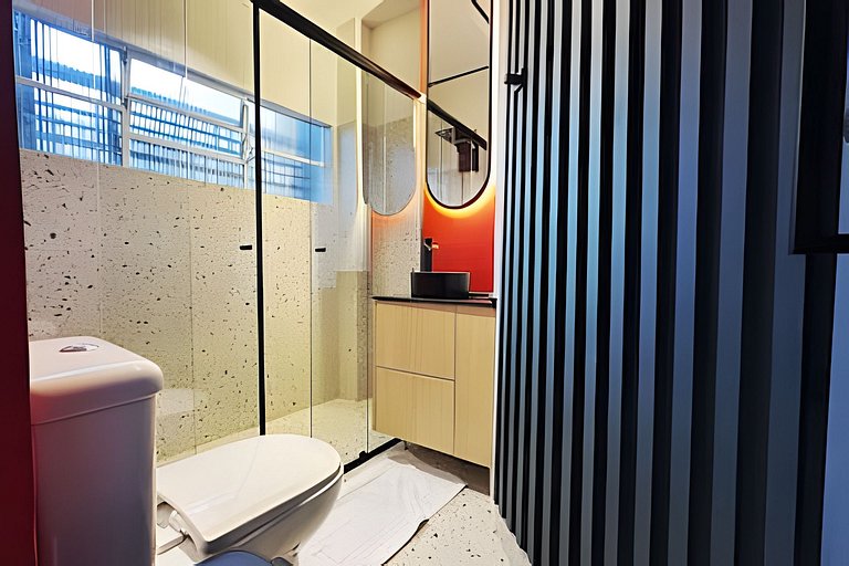 Entre Curvas e Cores