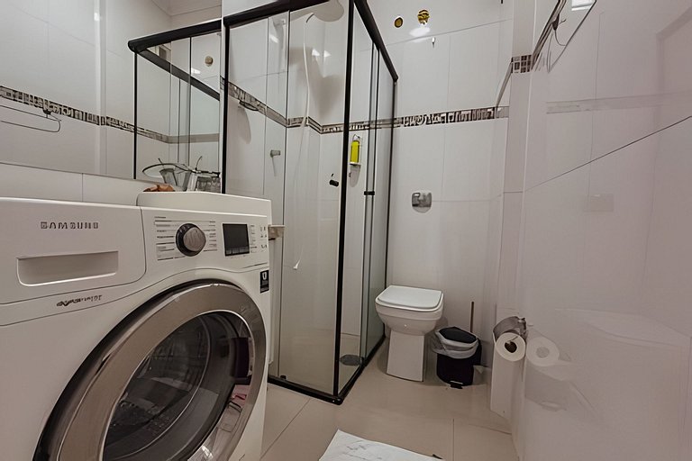 Studio econômico com ar no último andar do Copan