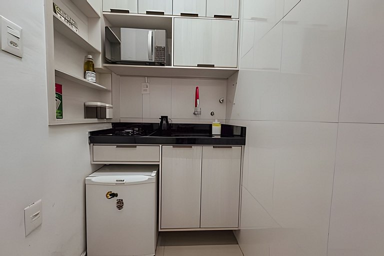 Studio econômico com ar no último andar do Copan