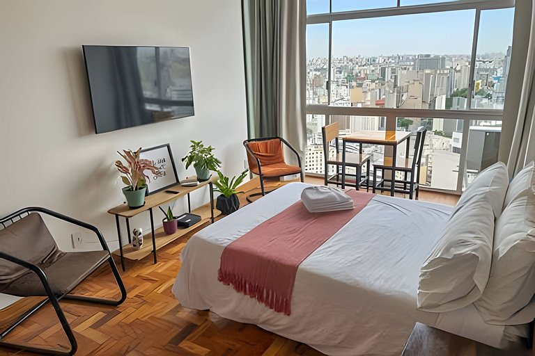 Studio Metrópole no último andar do Copan