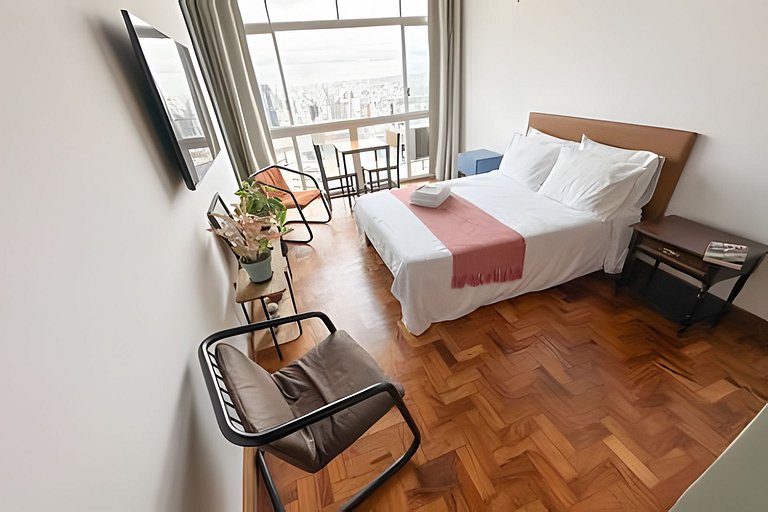 Studio Metrópole no último andar do Copan