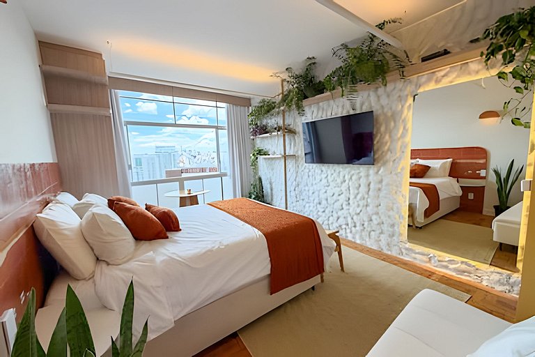 Todo abraço. Airbnb no Copan @yanainainteriores