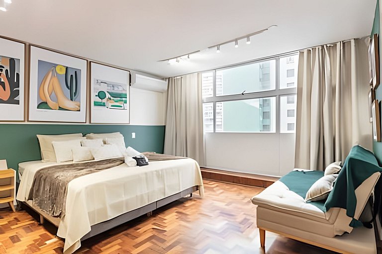 Tarsila no Mirante do Vale