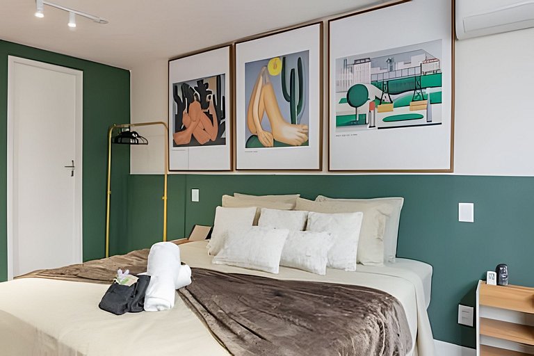 Tarsila no Mirante do Vale