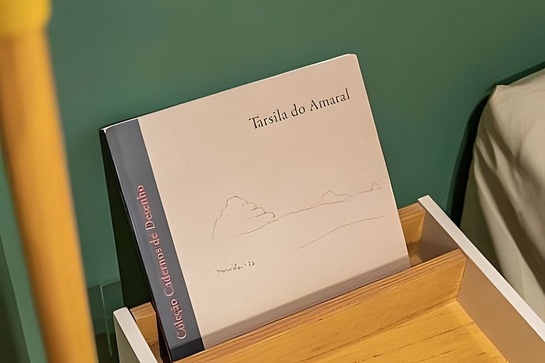 Tarsila no Mirante do Vale