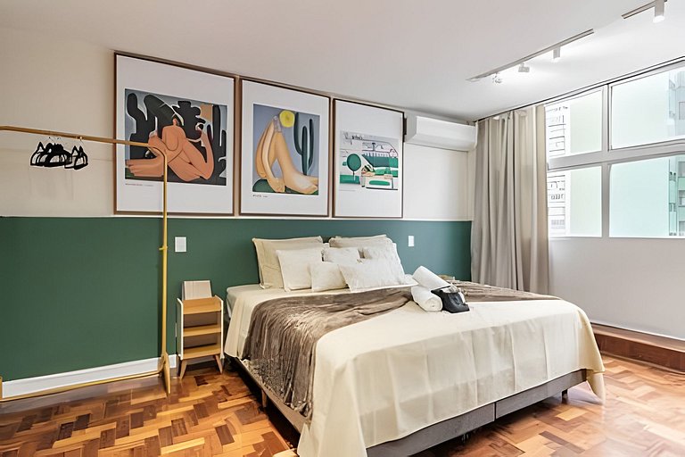 Tarsila no Mirante do Vale