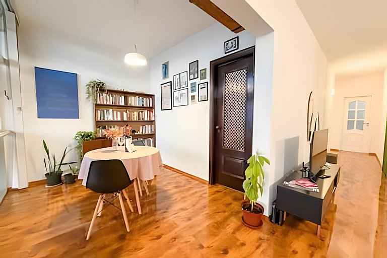 Airbnb com cara de Casa no Copan